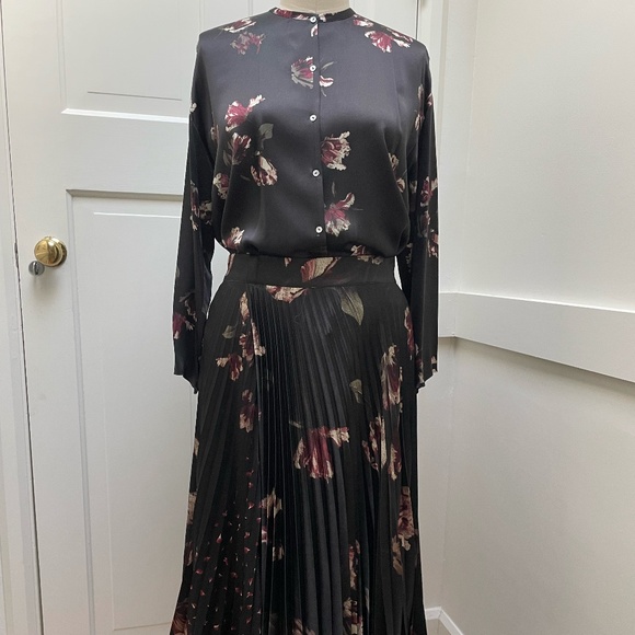 Vince Skirt and Blouse set, size L - Picture 1 of 10